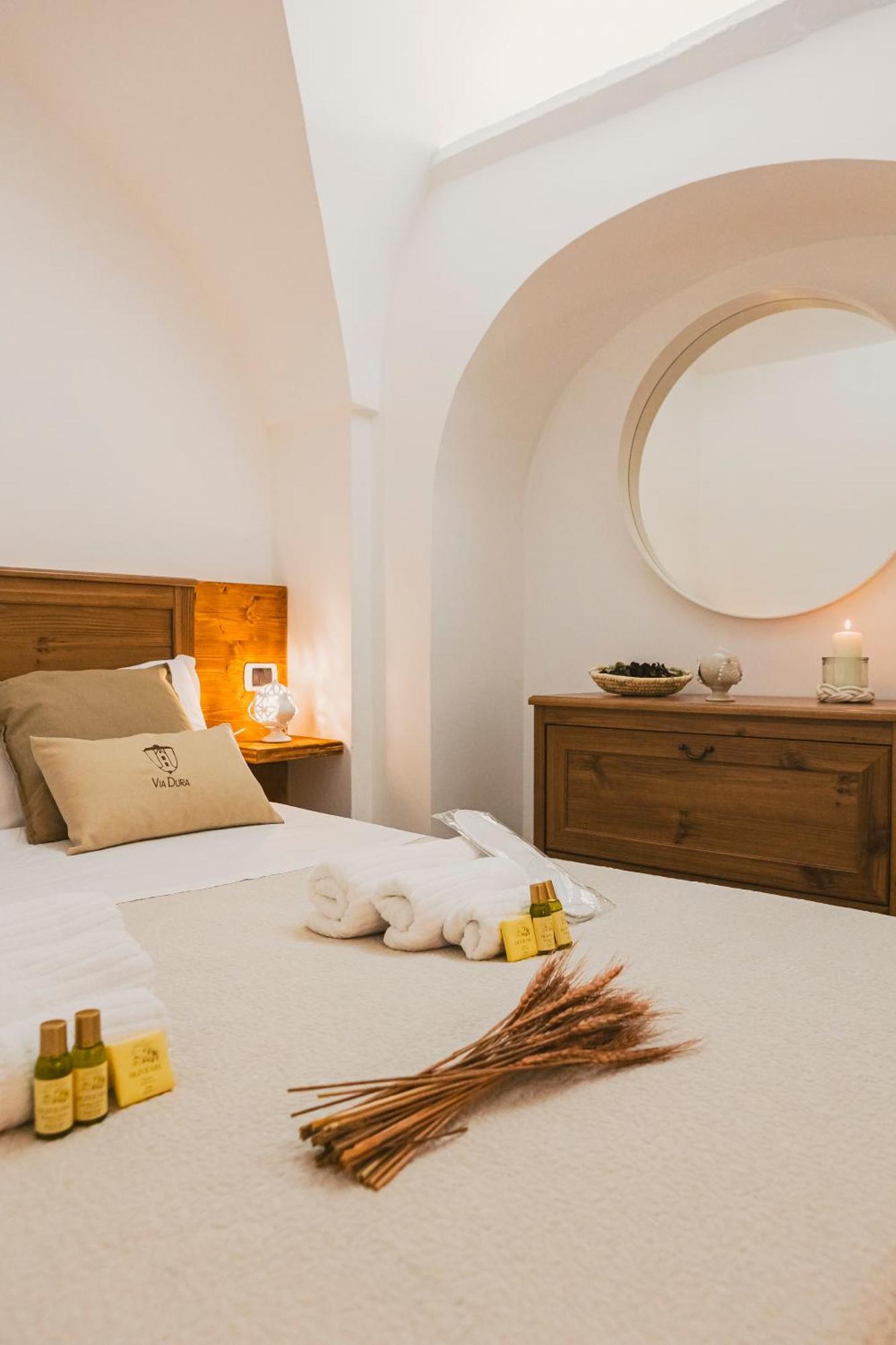 Via Dura - Apulian Sweet House - In Pieno Centro Storico Villa โลโกโรตอนโด ภายนอก รูปภาพ